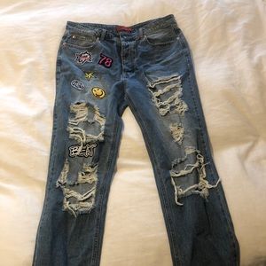 Signature 8 ripped patchwork mom jean